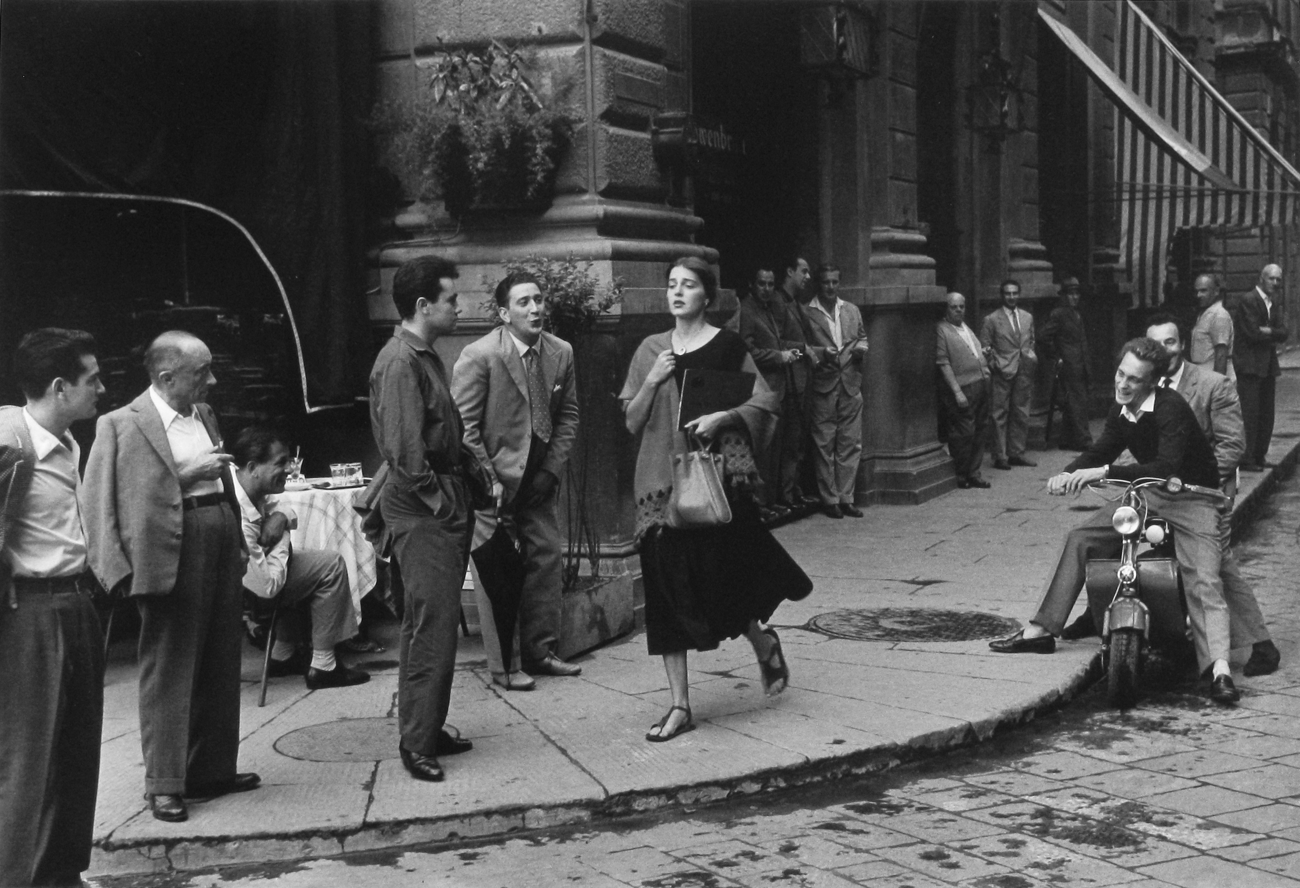 Foto American girl in italy 1951 van Ruth Orkin